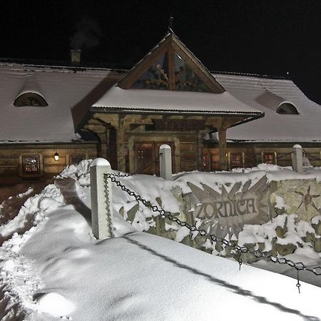 Hotel Zornica Poczesna Esterno foto