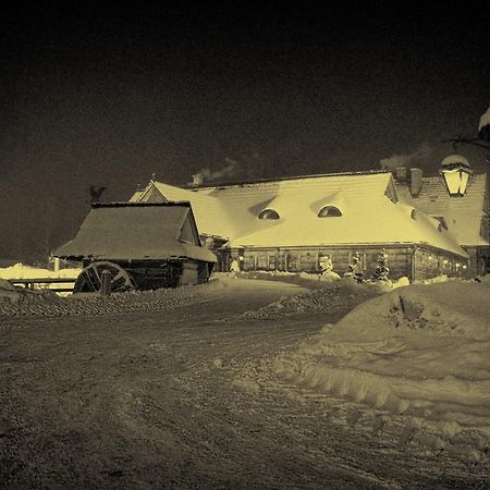 Hotel Zornica Poczesna Esterno foto