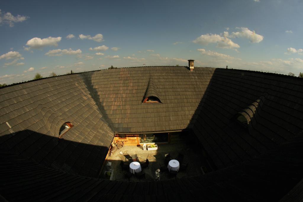 Hotel Zornica Poczesna Esterno foto