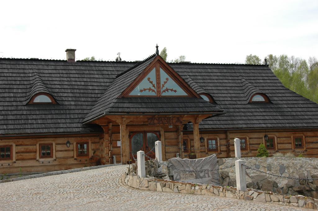Hotel Zornica Poczesna Esterno foto